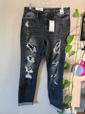 Judy Blue Women’s Distressed Black High Rise Skinny Fit